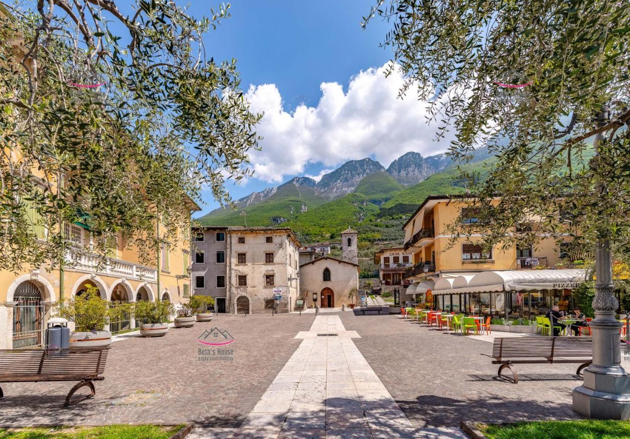 Garden Beth'S House Apartment Brenzone sul Garda Ngoại thất bức ảnh