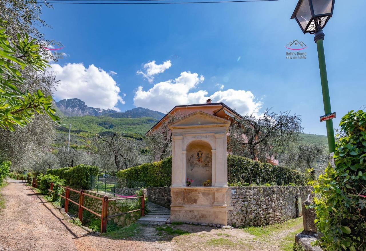 Garden Beth'S House Apartment Brenzone sul Garda Ngoại thất bức ảnh